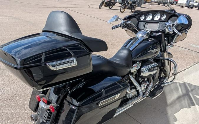 2017 Harley-Davidson Street Glide® Special