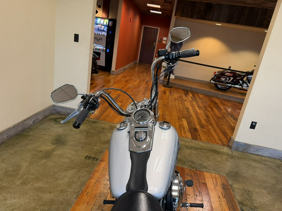 Used 2005 Harley-Davidson Dyna Wide Glide Cruiser Motorcycle For Sale Near Memphis, TN