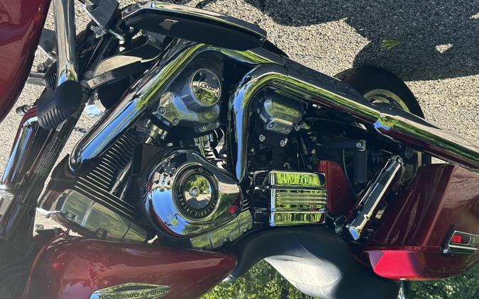 2012 Harley-Davidson® Dyna Switchback® -- FLD FLD - U331473