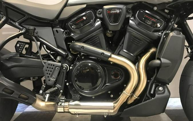 2025 Harley-Davidson® RA1250ST - Pan America® 1250 ST