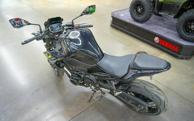 2024 Kawasaki Z900 ABS Metallic Spark Black/Metallic Matte Dark
