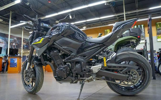 2024 Kawasaki Z900 ABS Metallic Spark Black/Metallic Matte Dark