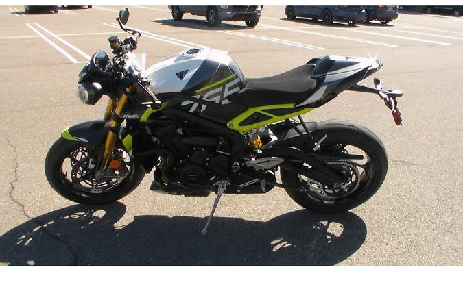 2026 Street Triple Moto2 Edition RX - Triumph