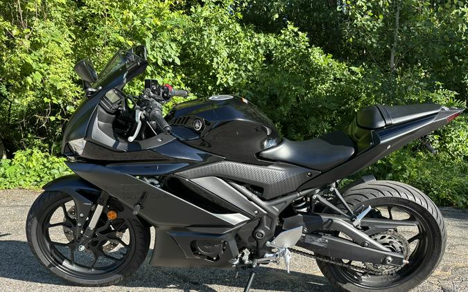 2021 Yamaha YZF-R3 ABS Matte Stealth Black - U007545