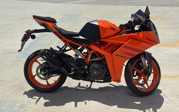 New 2024 KTM RC 390