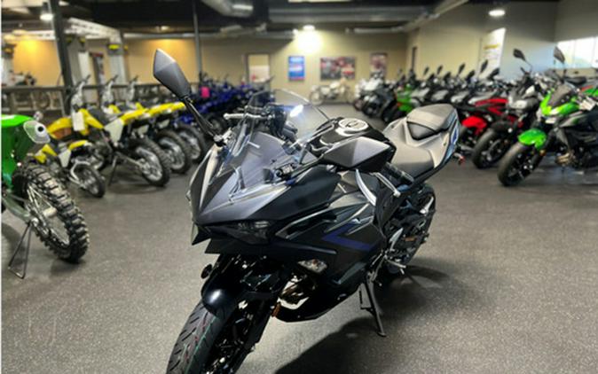 2026 Kawasaki Ninja 500 ABS Metallic Flat Spark Black