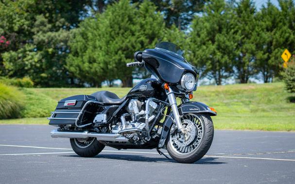 2011 Harley-Davidson® FLHTCU - Ultra Classic® Electra Glide®