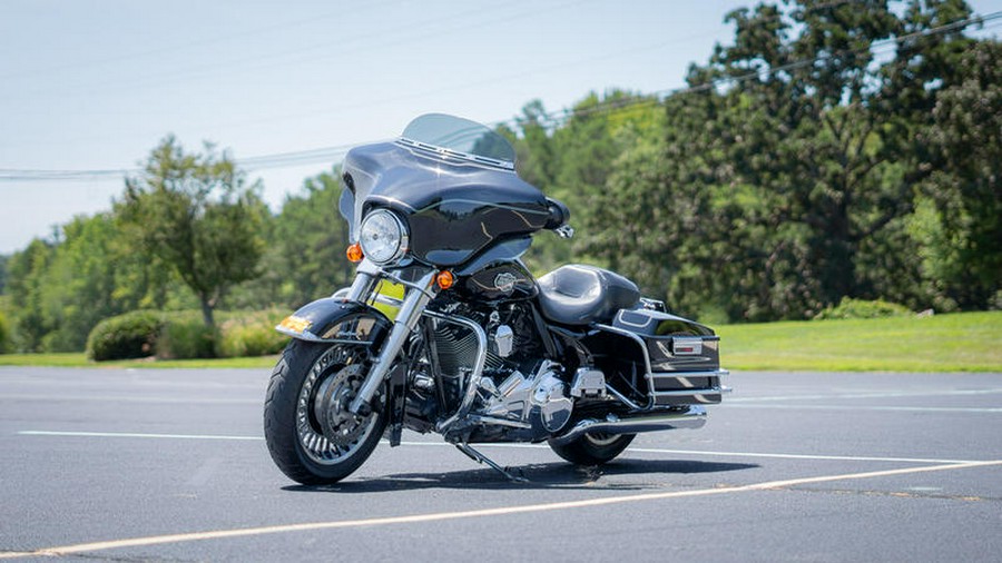 2011 Harley-Davidson® FLHTCU - Ultra Classic® Electra Glide®