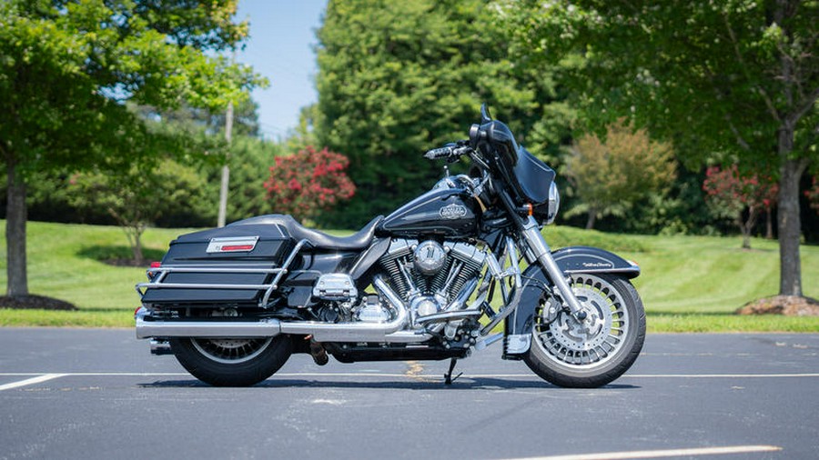 2011 Harley-Davidson® FLHTCU - Ultra Classic® Electra Glide®