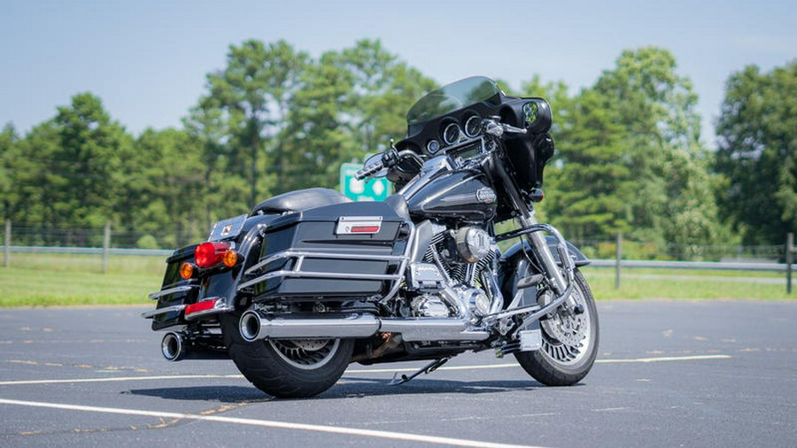 2011 Harley-Davidson® FLHTCU - Ultra Classic® Electra Glide®