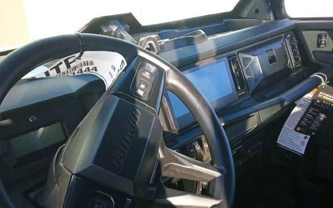 2026 Can-Am® Defender Limited HD11