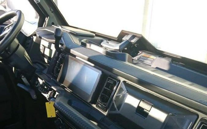 2026 Can-Am® Defender Limited HD11