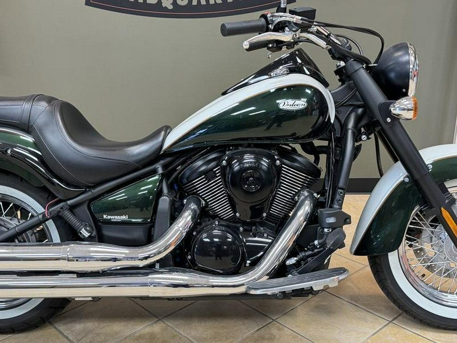 2022 Kawasaki Vulcan® 900 Classic