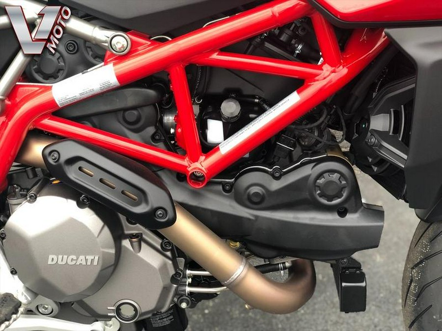 2023 Ducati Hypermotard 950 Ducati Red DEMO