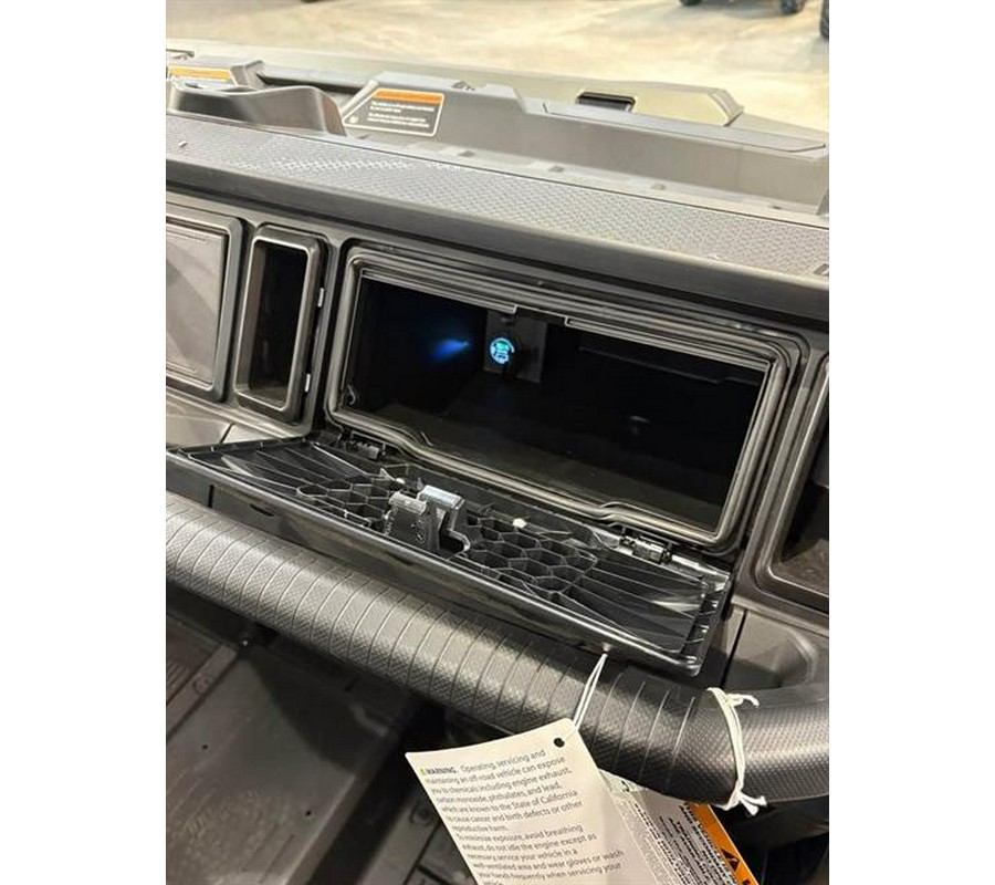 2026 Can-Am Defender MAX X MR HD11 With Half-Doors