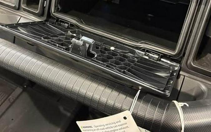 2026 Can-Am Defender MAX X MR HD11 With Half-Doors