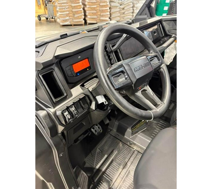 2026 Can-Am Defender MAX X MR HD11 With Half-Doors