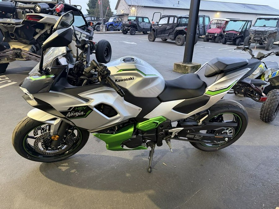 2024 Kawasaki Ninja® 7 Hybrid ABS