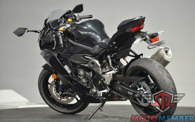 2025 Kawasaki NINJA ZX-4R ABS