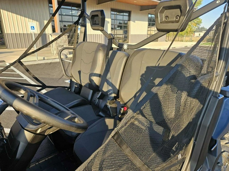 2025 Can-Am Defender XT HD10