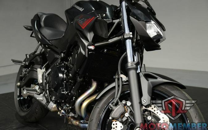 2020 Kawasaki Z650 Metallic BlackMetallic Flat Spark Black