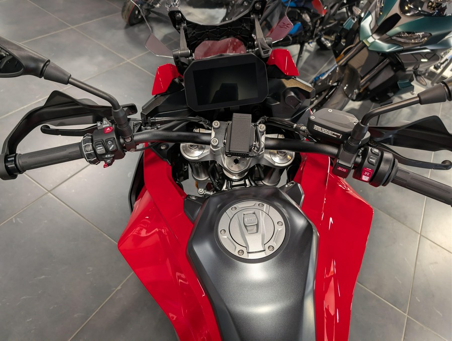 2026 BMW F 900 XR