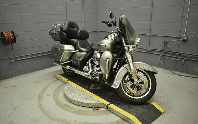 2016 Harley-Davidson® FLHTCU - Electra Glide® Ultra Classic®
