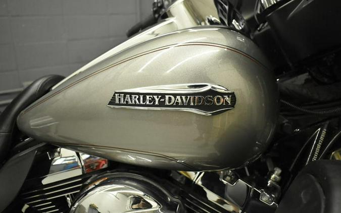 2016 Harley-Davidson® FLHTCU - Electra Glide® Ultra Classic®