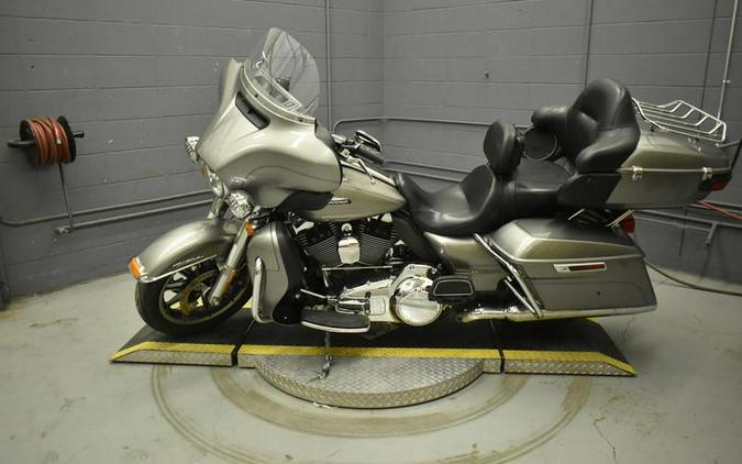 2016 Harley-Davidson® FLHTCU - Electra Glide® Ultra Classic®