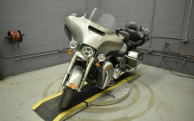 2016 Harley-Davidson® FLHTCU - Electra Glide® Ultra Classic®