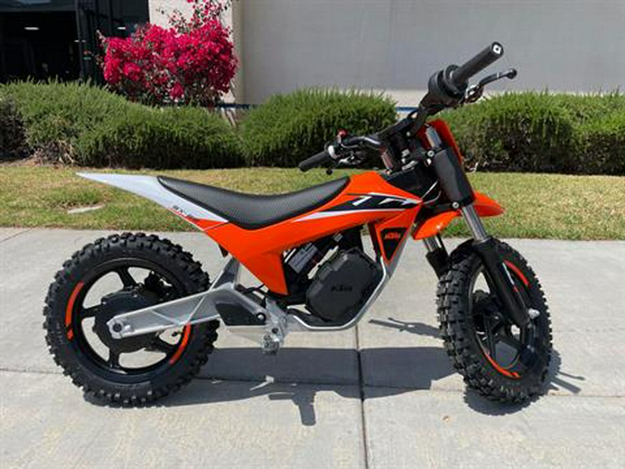 2024 KTM SX-E 2