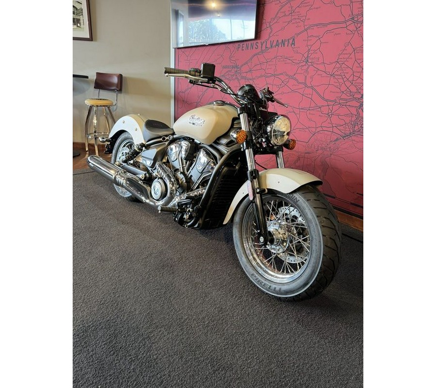 2025 Indian Motorcycle® Scout® Classic Limited +Tech Silver Quartz Smoke