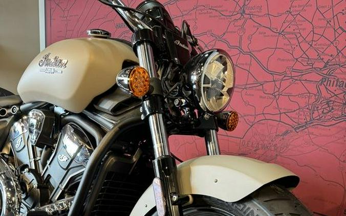 2025 Indian Motorcycle® Scout® Classic Limited +Tech Silver Quartz Smoke