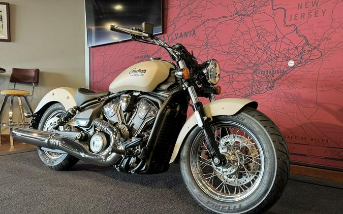 2025 Indian Motorcycle® Scout® Classic Limited +Tech Silver Quartz Smoke