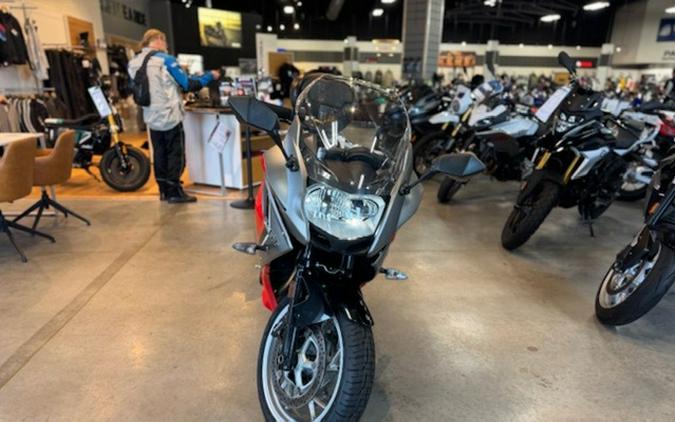 2016 BMW F 800 GT Monolith Sapphire Black Metallic