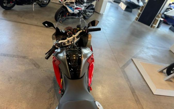 2016 BMW F 800 GT Monolith Sapphire Black Metallic