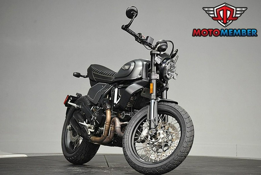2022 Ducati Scrambler Nightshift Aviator Grey