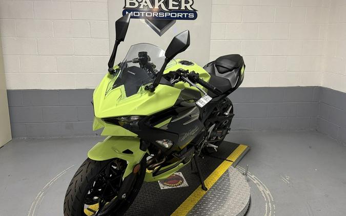 2026 Kawasaki Ninja® 500 SE ABS