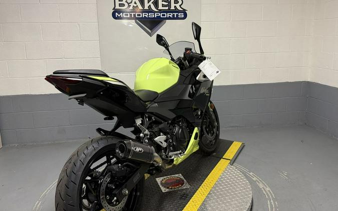 2026 Kawasaki Ninja® 500 SE ABS