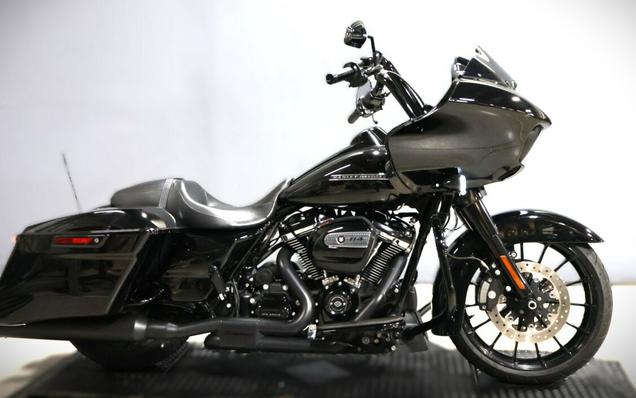 2019 Harley-Davidson Road Glide Special Vivid Black