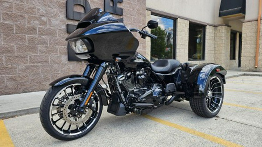 2023 Harley-Davidson Road Glide® 3
