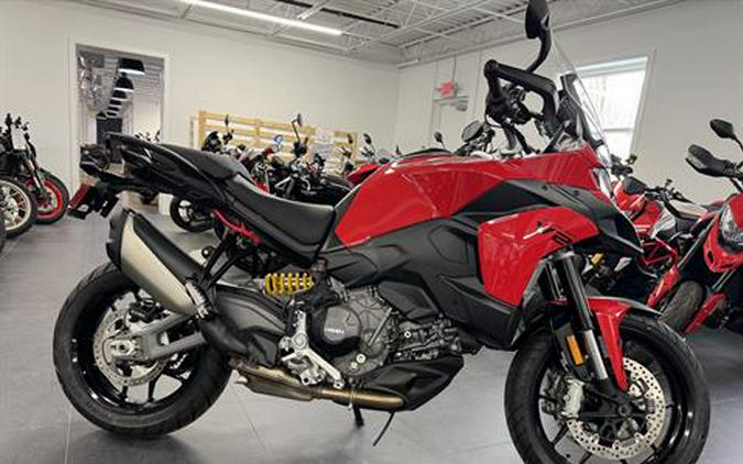 2025 Ducati Multistrada V2