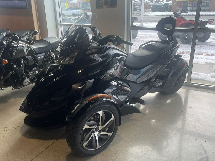 2014 Can-Am Spyder ST