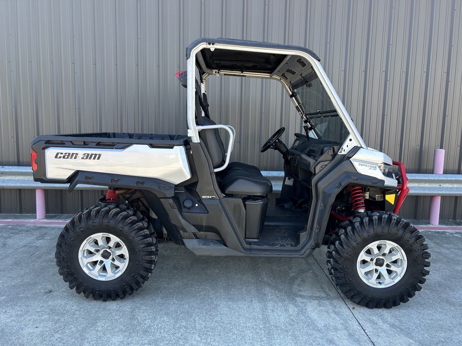 2025 Can-Am Defender X MR HD10