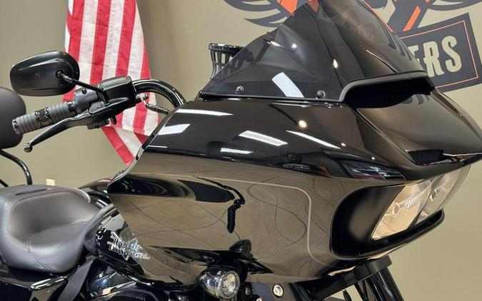 2023 Harley-Davidson® FLTRT - Road Glide® 3