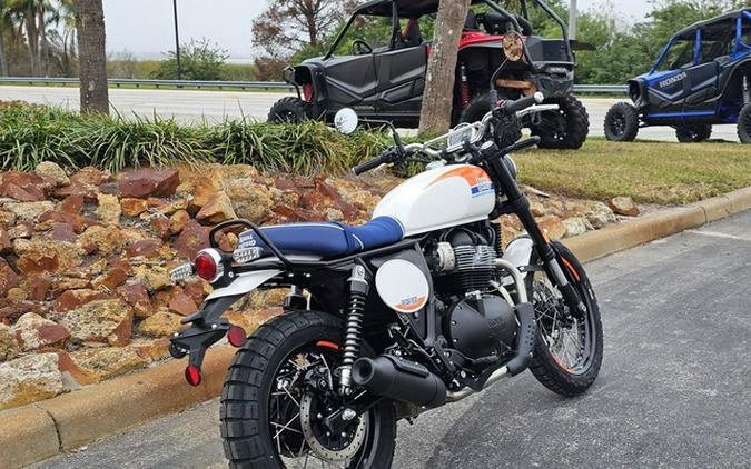 2025 Royal Enfield Bear 650 Boardwalk White