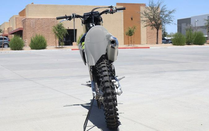 2025 Triumph TF 250-X Jet BlackPure White