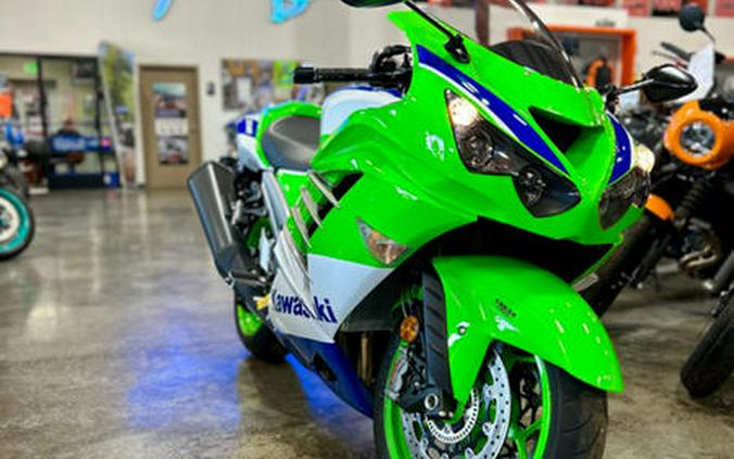 2024 Kawasaki Ninja® ZX™-14R 40th Anniversary Edition ABS