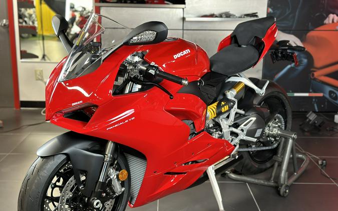 2024 Ducati PANIGALE V2