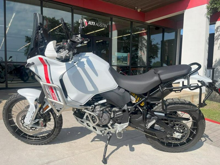 2023 Ducati DesertX Star White Silk